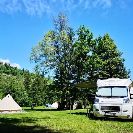 Eco River Camp - Pitches Radovljica Buitenkant foto